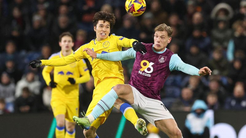 Nhận định bóng đá Leeds United vs Burnley trận 02h00 ngày 02/05